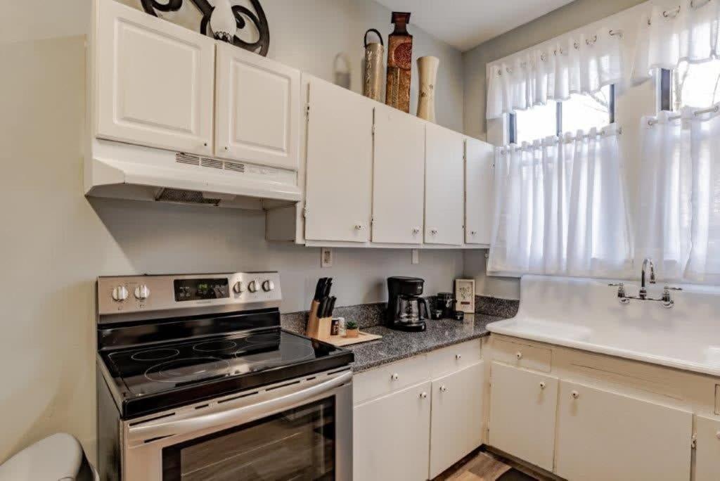 Apartamento Dauphin District Darling #1-Downtown, Restaurants Mobile Exterior foto