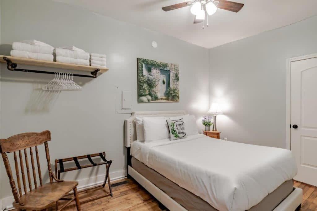 Apartamento Dauphin District Darling #1-Downtown, Restaurants Mobile Exterior foto