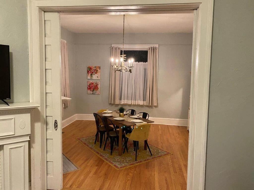 Apartamento Dauphin District Darling #1-Downtown, Restaurants Mobile Exterior foto