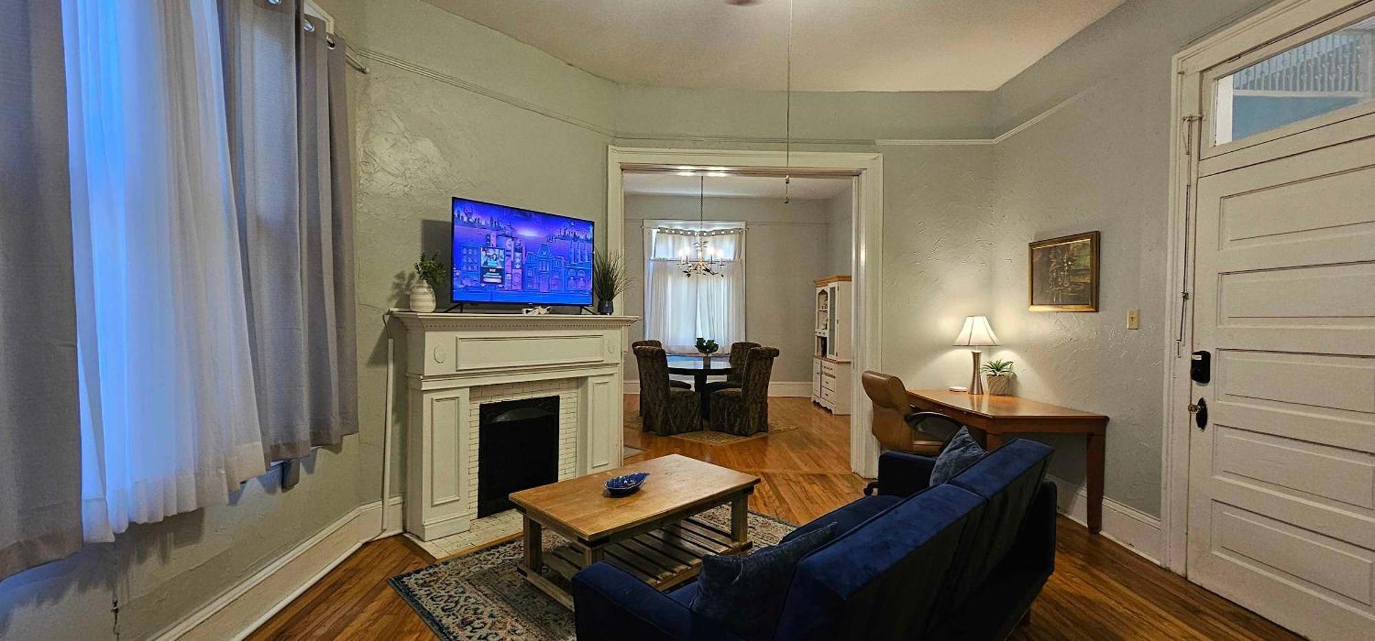 Apartamento Dauphin District Darling #1-Downtown, Restaurants Mobile Exterior foto