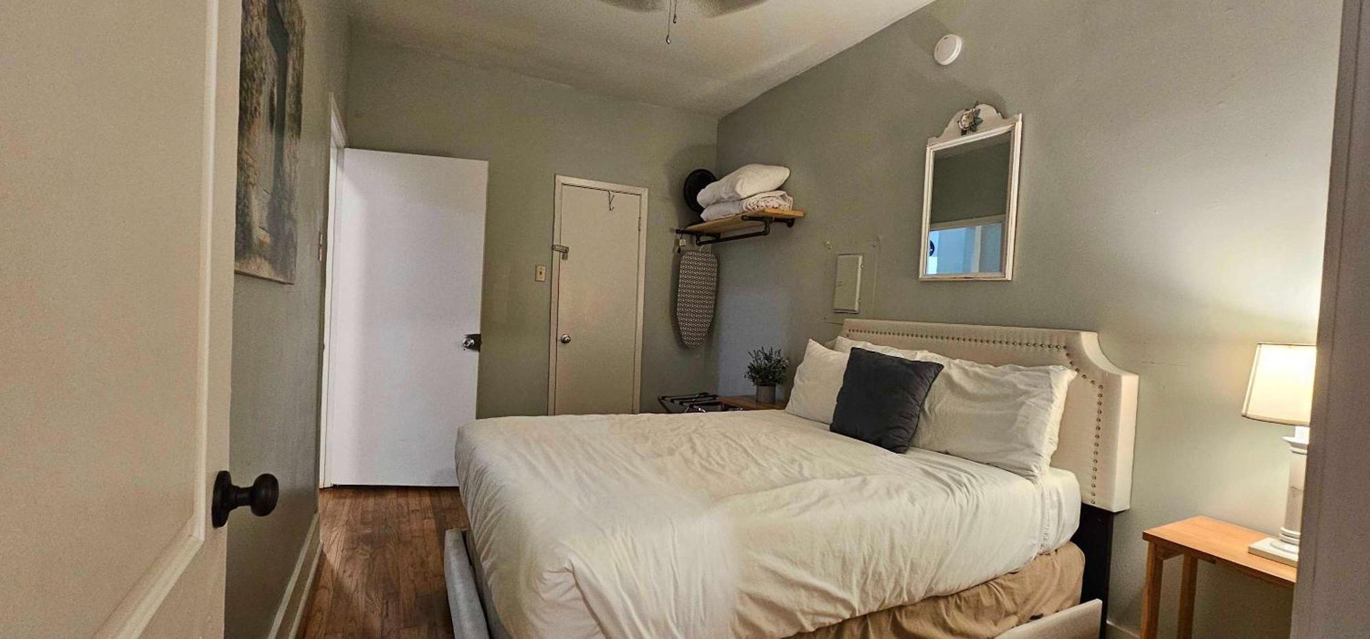 Apartamento Dauphin District Darling #1-Downtown, Restaurants Mobile Exterior foto